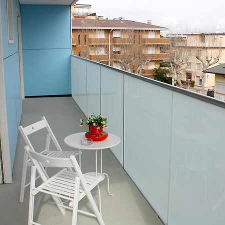 Residenza Edda Apartment Lignano Sabbiadoro Bagian luar foto