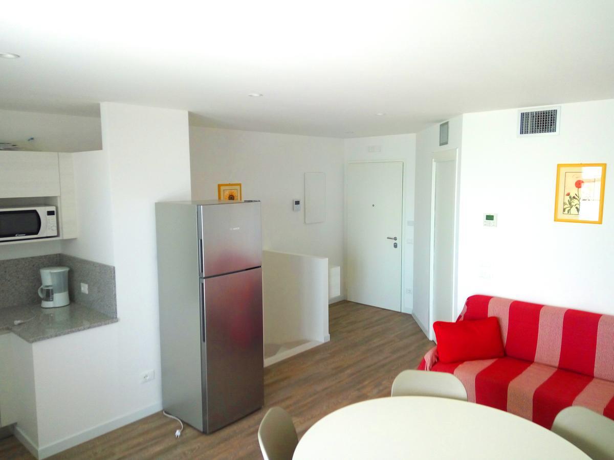 Residenza Edda Apartment Lignano Sabbiadoro Bagian luar foto