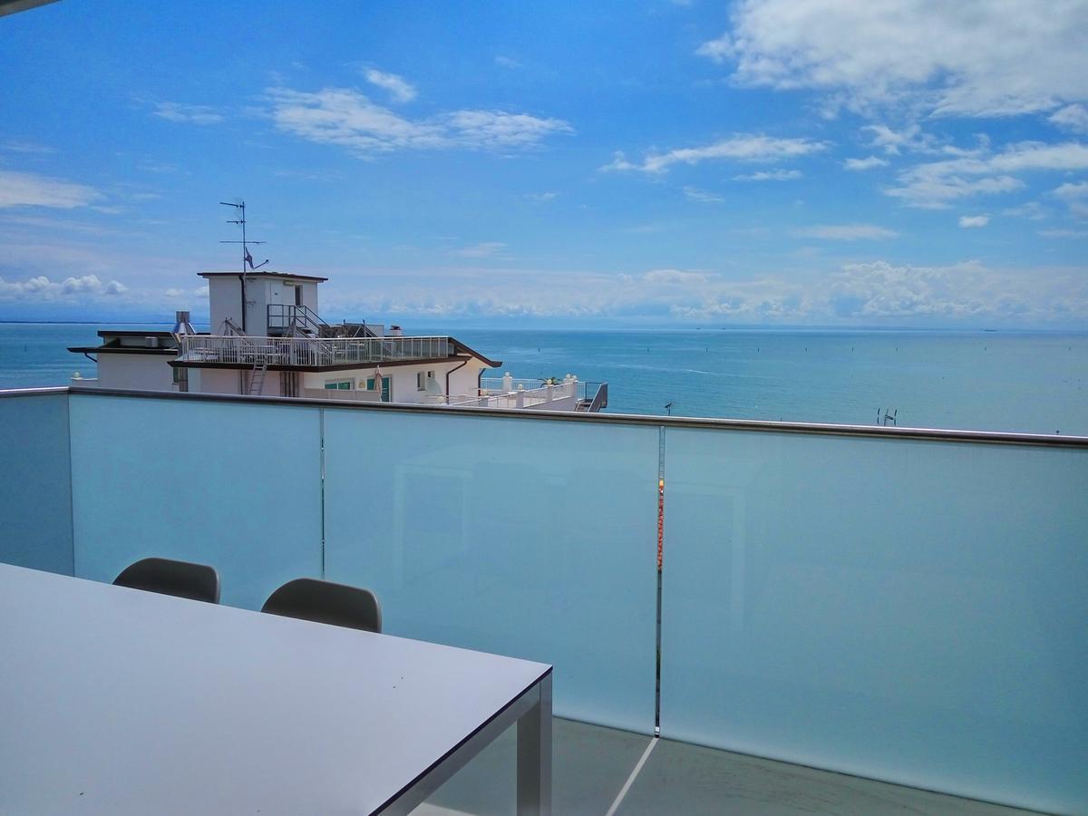 Residenza Edda Apartment Lignano Sabbiadoro Bagian luar foto